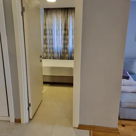 Taksim With Pool Apartment *