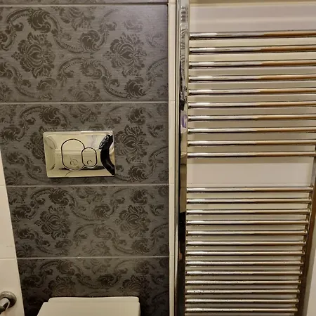 Apartment Taksim With Pool *